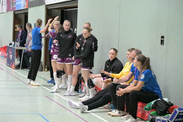 Disappointment among the TusSies players following their 28–29 loss in the second leg of the second round of the EHF Europa League qualifiers: TusSies Metzingen vs. SCM Ramnicu Valcea, Handball, EHF, Europa League Qualification Second Leg, 2026–2027 Season, October 10, 2026, TusSies Metzingen vs. SCM Ramnicu Valcea, Handball, EHF, Europa League Qualifying Round 2 Second Leg, 2026–2027 Season, October 10, 2026, Metzingen Copyright: xEibner-Pressefotox EP_TBR
