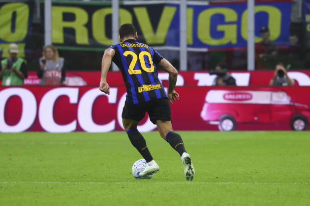 FC Internazionale v Parma Calcio - Serie A 2026 27 Hakan Calhanoglu in action during the Serie A match between FC Internazionale and Parma Calcio at Giuseppe Meazza in Milano, Italy, on October 10, 2026. Milano Milano Italy Copyright: xMairoxCinquettix originalFilename:cinquetti-fcintern261010_npmw6