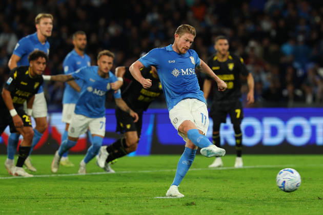 Napoli™s Kevin De Bruyne goal 1-0 during the Serie A soccer match between Napoli and Frosinone at the Diego Armando Maradona Stadium in Naples, southern italy - Sunday , October 10, 2026. - Soccer . Copyright: xAlessandroxGarofalo LaPressex