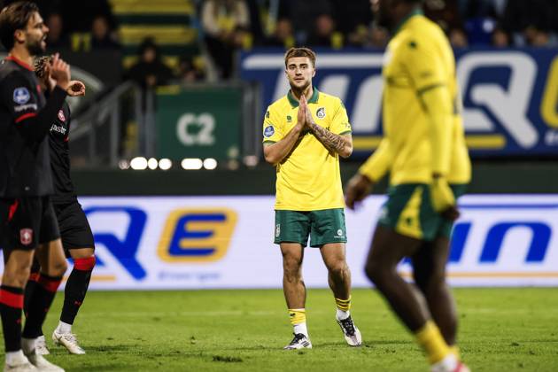 SITTARD - Anthony Descotte of Fortuna Sittard (m) reacts after a missed chance during the Dutch Eredivisie match between Fortuna Sittard and FC Twente at the Fortuna Sittard stadium on October 10, 2026 in Sittard, the Netherlands. IRIS VAN DEN BROEK ANP Eredivisie 2026 27 xVIxANPxSportx xxANPxIVx 572058867 originalFilename: 572058867