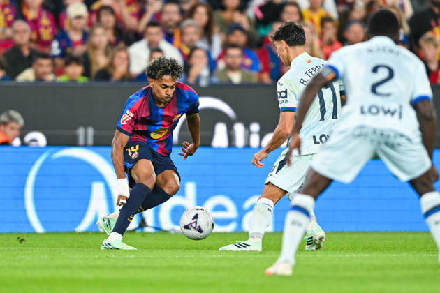 FC Barcelona, Barca v GETAFE CF SPOTIFY CAMP NOU. BARCELONA October 10,2026 FC BARCELONA vs GETAFE CF OCTOBER 10 ,2026 Lamine Yamal (10) of FC Barcelona during the match between FC Barcelona and Getafe CF corresponding to the eighth day of La Liga EA Sports at at Spotify Camp Nou in Barcelona, Spain. Barcelona ESP Copyright: xS.xRosx