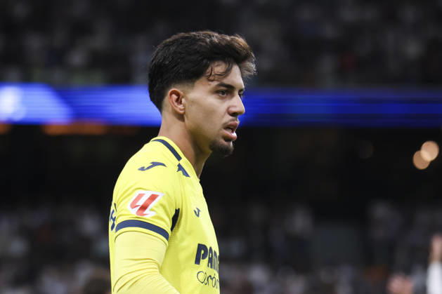 Real Madrid vs. Villarreal, La Liga EA Sports 2026, October 10, 2026, Santiago Bernabéu Stadium, Madrid, Spain Ilias Akhomach of Villarreal during the La Liga EA Sports match between Real Madrid and Villarreal at Santiago Bernabéu Stadium on October 10, 2026, in Madrid, Spain Madrid Santiago Bernabéu Stadium Madrid Spain Copyright: xAlejandroxMatiasxAcostax