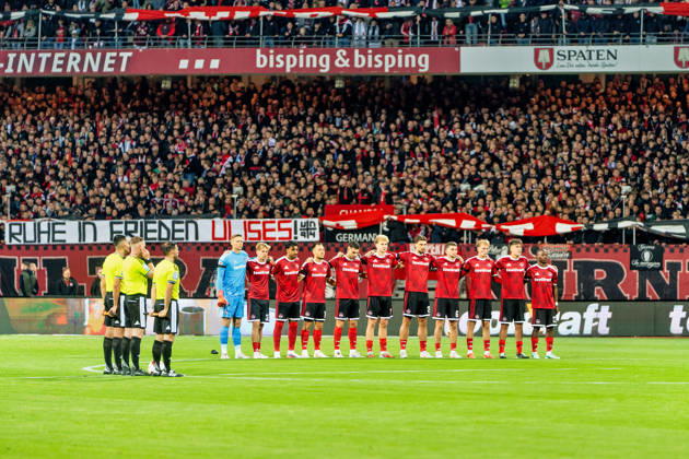 Minute of silence before the match: 1. FC Nuremberg vs. VfL Wolfsburg, GER, 1. FC Nuremberg vs. VfL Wolfsburg, soccer, 2. Bundesliga, Matchday 7, 2026–2027 season, October 10, 2026, DFL regulations prohibit any use of photographs as image sequences and or quasi-video, GER, 1. FC Nuremberg vs. VfL Wolfsburg, soccer, 2. Bundesliga, Matchday 7, 2026–2027 season, October 10, 2026, Nuremberg Copyright: xEibner-Pressefoto MaxxVogelx EP_MVL