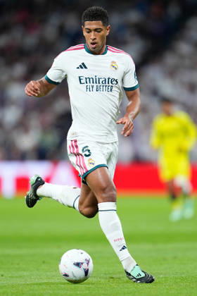 October 10, 2026, Madrid, Madrid, Spain: Jude Bellingham of Real Madrid CF runs with the ball during the Spanish League, LaLiga EA Sports, football match between Real Madrid and Villarreal CF at Bernabeu stadium on October 10, 2026, in Madrid, Spain. Real Madrid V Villarreal CF - LaLiga EA Sports - ZUMAa181 20261010_zaa_a181_154 Copyright: xDennisxAgyemanx