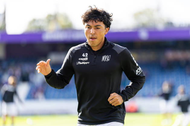 Jonathan Gomez, VfL Osnabrück, 42 GER, VfL Osnabrück vs. SG Dynamo Dresden, Soccer, 2. Bundesliga, Matchday 7, 2026–2027 season, October 10, 2026 DFL regulations prohibit any use of photographs as image sequences and or quasi-video GER, VfL Osnabrück vs. SG Dynamo Dresden, Soccer, 2. Bundesliga, Matchday 7, 2026–2027 season, October 10, 2026, Osnabrück Copyright: xEibner-Pressefoto JanxRollingerx EP_JSK