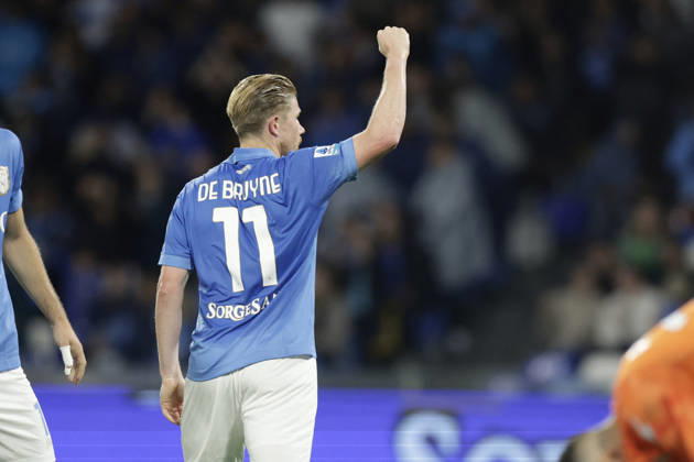 SOCCER - Serie A - SSC Napoli vs. Frosinone Calcio Photo by IPA ABACAPRESS.COM89517633 - Napoli s Belgian midfielder Kevin De Bruyne celebrates after scoring the goal that made the score 1-0 during the Serie A soccer match between SSC Napoli and Frosinone at the Diego Armando Maradona Stadium in Naples, southern Italy, on October 10, 2026. Naples Italy Copyright: xIPAxSport ABACAx