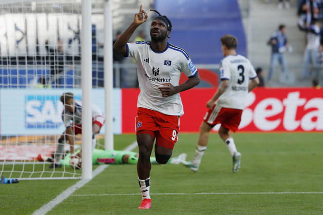 Terem Moffi of HSV outjumps Ozan Kabak of TSG Hoffenheim to head the ball into the net, scoring the goal to tie the game at 2–2, and celebrates the goal in the Bundesliga match between TSG 1899 Hoffenheim and Hamburger SV at the PreZero Arena, Sinsheim, Germany, on October 10, 2026, in action during the Bundesliga match between TSG 1899 Hoffenheim and Hamburger SV at the PreZero Arena, Sinsheim, Germany, on October 10, 2026. DFB and DFL regulations prohibit any use of photographs as image sequences and or quasi-video, Copyright: HMBxMedia xHeikoxBecker