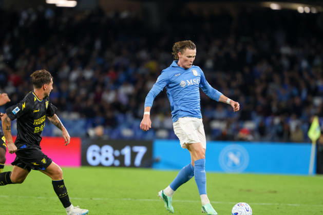 October 10, 2026, Napoli, Campania, ITALIA: Scott McTominay of SSC Napoli during the 2026 27 Serie A match between SSC Napoli and FC Frosinone, played on October 10, 2026, at the Stadio Diego Armando Maradona in Naples Serie A Football Match †2026 27 Season: Napoli Vs. Frosinone - ZUMAs236 20261010_aap_s236_079 Copyright: xFabioxSassox