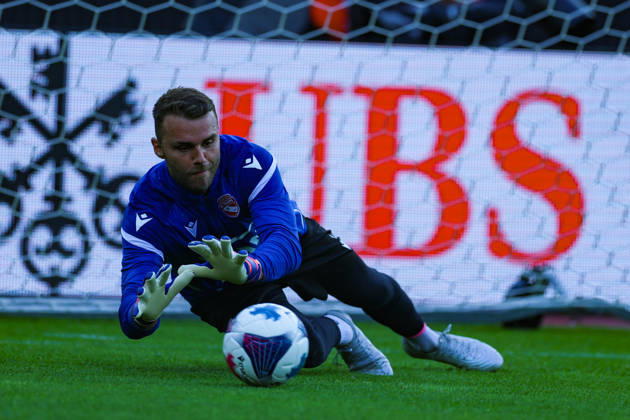 FC Zurich vs. FC Thun, Brack Super League, October 10, 2026; Niklas Steffen 1, FC Thun during the warm-up for the Brack Super League soccer match between FC Zurich and FC Thun on October 10, 2026, Letzigrund Stadium, Zurich, Switzerland Zurich Letzigrund Stadium Zurich Switzerland