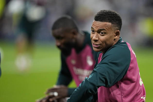 October 10, 2026, Madrid, Madrid, Spain: Kylian Mbappe of Real Madrid CF warms up during the Spanish League, LaLiga EA Sports, football match between Real Madrid and Villarreal CF at Bernabeu stadium on October 10, 2026, in Madrid, Spain. Real Madrid V Villarreal CF - LaLiga EA Sports  - ZUMAa181 20261010_zaa_a181_203 Copyright: xOscarxJ.xBarrosox