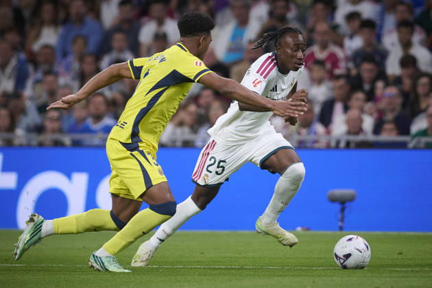 Real Madrid CF™s Yan DIomande (r) and Villarreal CFs Freeman during La Liga match. October 10 ,2026. (20261010014)