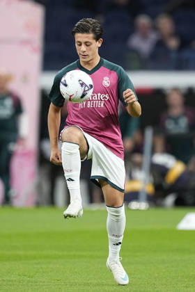 October 10, 2026, Madrid, Madrid, Spain: Arda Guler of Real Madrid CF warms up during the Spanish League, LaLiga EA Sports, football match between Real Madrid and Villarreal CF at Bernabeu stadium on October 10, 2026, in Madrid, Spain. Real Madrid V Villarreal CF - LaLiga EA Sports  - ZUMAa181 20261010_zaa_a181_207 Copyright: xOscarxJ.xBarrosox