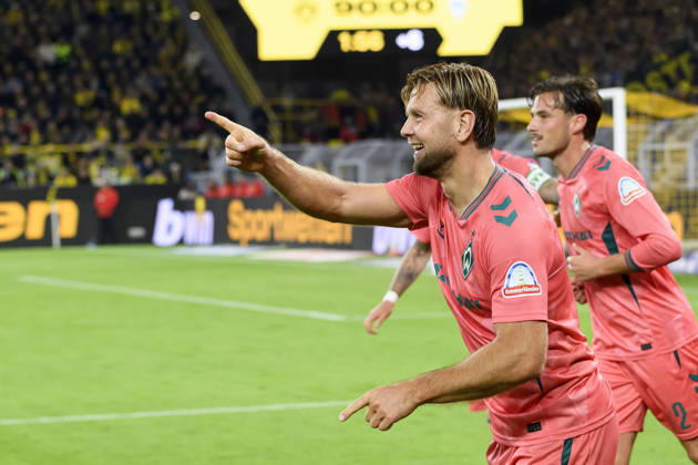 Niclas Fuellkrug of SV Werder Bremen celebrates his goal, which tied the score at 2–2, during the Bundesliga match between Borussia Dortmund and SV Werder Bremen at Signal Iduna Park on October 9, 2026, in Dortmund, Germany. Photo by Max Maiwald, DeFodi Images. Niclas Fuellkrug of SV Werder Bremen celebrates after scoring his team’s second goal during the Bundesliga match between Borussia Dortmund and SV Werder Bremen at Signal Iduna Park on October 9, 2026 in Dortmund, Germany. Photo by Max Maiwald, DeFodi Images. DFB and DFL regulations prohibit any use of photographs as image sequences and or quasi-video. Photo by Max Maiwald, DeFodi Images.