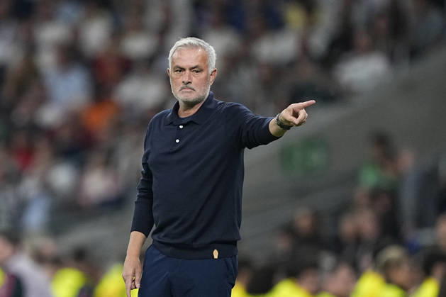 October 10, 2026, Madrid, Madrid, Spain: Jose Mourinho, head coach of Real Madrid CF, calls to Vinicius Junior during the Spanish League, LaLiga EA Sports, football match between Real Madrid and Villarreal CF at Bernabeu stadium on October 10, 2026, in Madrid, Spain. Madrid Spain - ZUMAa181 20261010_zaa_a181_218 Copyright: xOscarxJ.xBarrosox