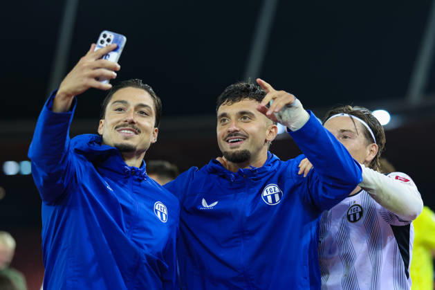 FC Zurich vs. FC Thun, Brack Super League, October 10, 2026: Kevin Spadanuda (17, FC Zurich, left) and Bledian Krasniqi (7, FC Zurich during the Brack Super League soccer match between FC Zurich and FC Thun on October 10, 2026, at Letzigrund Stadium, Zurich, Switzerland Zurich Letzigrund Stadium Zurich Switzerland