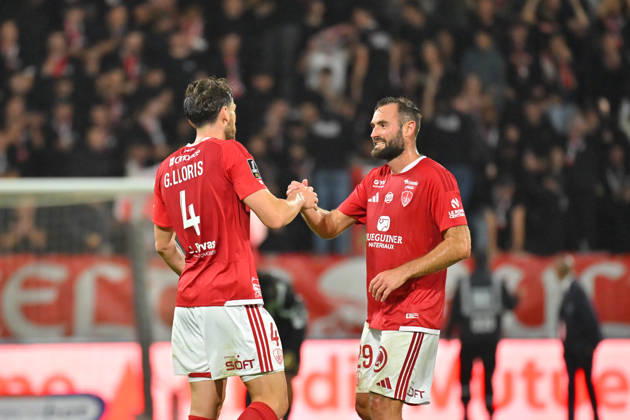 Stade Brestois 29 v Angers SCO - Ligue 1 McDonald s 2026 2027 Lucas TOUSART of Stade Brestois 29 and Gautier LLORIS of of Stade Brestois 29 during Ligue 1 McDonald s match between Brest and Angers at Stade Francis-Le Ble on October 10, 2026 in Brest, France. Brest France  Copyright: xIconxSportx 776573329