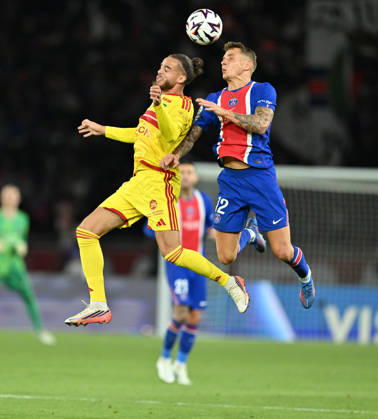 PSG v Le Mans FC - French Ligue 1 PARIS, FRANCE - OCTOBER 10: Lucas Digne (R) of Paris Saint - Germain in action during the French Ligue 1 (L1) soccer match between Paris Saint-Germain (PSG) and Le Mans FC at Parc des Princes stadium in Paris, France on October 10, 2026. Mustafa Yalcin Anadolu Paris France. Editorial use only. Please get in touch for any other usage.  Copyright: x2026xAnadoluxMustafaxYalcinx