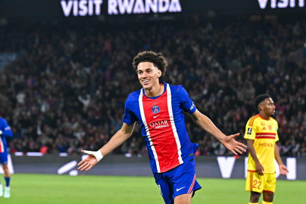 Paris Saint-Germain v Le Mans FC - Ligue 1 McDonald s 2026 2027 Maghnes AKLIOUCHE of Paris Saint-Germain celebrate after scores during Ligue 1 McDonald s match between Paris and Le Mans at Parc des Princes on October 10, 2026 in Paris, France. Paris France  Copyright: xBaptistexFernandezx 776573319