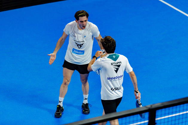 DÜSSELDORF, GERMANY - 10 OCTOBER 2026: Image shows the celebration of Jon Sanz (ESP) and Franco Stupaczuk (ARG) during CUPRA Germany Premier Padel P2 2026 Day 7: Semifinals at CASTELLO Düsseldorf on 10 10 2026 in Düsseldorf, Germany. Germany Copyright: xFröhlichxPascalx