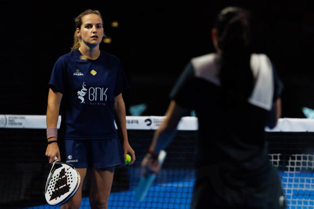DÜSSELDORF, GERMANY - 10 OCTOBER 2026: Image shows Ariana Sanchez Fallada (ESP) and Andrea Ustero Prieto (ESP) during CUPRA Germany Premier Padel P2 2026 Day 7: Semifinals at CASTELLO Düsseldorf on 10 10 2026 in Düsseldorf, Germany. Germany Copyright: xFröhlichxPascalx
