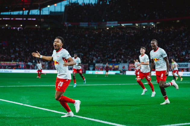Christopher Nkunku (RB Leipzig, 28) celebrates goal RB Leipzig vs Eintracht Frankfurt, Bundesliga, Germany, Football, 26 27, GER, Leipzig, Red Bull Arena Stadium DFL regulations prohibit any use of photographs as image sequences and or quasi-video.DFL regulations prohibit any use of photographs as image sequences and or quasi-video. Leipzig Red Bull Arena, Leipzig Sachsen GER Copyright: xBillmanxDubex