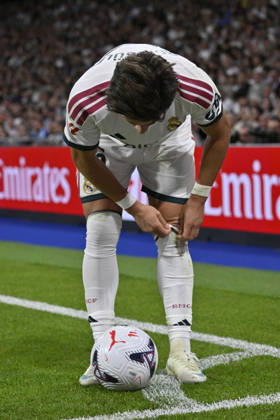 October 10, 2026, Madrid, Madrid, Spain: 15 ARDA GULER of Real Madrid CF during the match on Matchday 8 of the 2026-27 National League First Division Championship between REAL MADRID C.F. and VILLARREAL CF, played at the Bernabeu Stadium on October 10, 2026, in Madrid, Spain. REAL MADRID C.F. Vs. VILLARREAL CF - 2026 27 National League First Division Championship 10.10.26 - ZUMAc312 20261010_zsp_c312_164 Copyright: xOscarxManuelxSanchezx