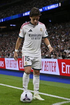 October 10, 2026, Madrid, Madrid, Spain: 15 ARDA GULER of Real Madrid CF during the match on Matchday 8 of the 2026-27 National League First Division Championship between REAL MADRID C.F. and VILLARREAL CF, played at the Bernabeu Stadium on October 10, 2026, in Madrid, Spain. REAL MADRID C.F. Vs. VILLARREAL CF - 2026 27 National League First Division Championship 10.10.26 - ZUMAc312 20261010_zsp_c312_170 Copyright: xOscarxManuelxSanchezx