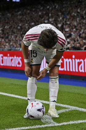 October 10, 2026, Madrid, Madrid, Spain: 15 ARDA GULER of Real Madrid CF during the match on Matchday 8 of the 2026-27 National League First Division Championship between REAL MADRID C.F. and VILLARREAL CF, played at the Bernabeu Stadium on October 10, 2026, in Madrid, Spain. REAL MADRID C.F. Vs. VILLARREAL CF - 2026 27 National League First Division Championship 10.10.26 - ZUMAc312 20261010_zsp_c312_174 Copyright: xOscarxManuelxSanchezx