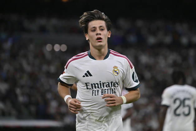 October 10, 2026, Madrid, Madrid, Spain: 15 ARDA GULER of Real Madrid CF during the match on Matchday 8 of the 2026-27 National League First Division Championship between REAL MADRID C.F. and VILLARREAL CF, played at the Bernabeu Stadium on October 10, 2026, in Madrid, Spain. REAL MADRID C.F. Vs. VILLARREAL CF - 2026 27 National League First Division Championship 10.10.26 - ZUMAc312 20261010_zsp_c312_176 Copyright: xOscarxManuelxSanchezx