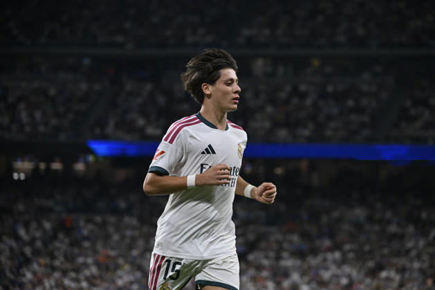 October 10, 2026, Madrid, Madrid, Spain: 15 ARDA GULER of Real Madrid CF during the match on Matchday 8 of the 2026-27 National League First Division Championship between REAL MADRID C.F. and VILLARREAL CF, played at the Bernabeu Stadium on October 10, 2026, in Madrid, Spain. REAL MADRID C.F. Vs. VILLARREAL CF - 2026 27 National League First Division Championship 10.10.26  - ZUMAc312 20261010_zsp_c312_246 Copyright: xOscarxManuelxSanchezx