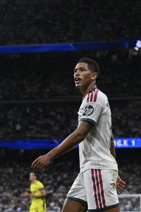 October 10, 2026, Madrid, Madrid, Spain: 5 JUDE BELLINGHAM of Real Madrid CF heads toward the stands during the match on Matchday 8 of the 2026-27 National League First Division Championship between REAL MADRID C.F. and VILLARREAL CF, played at the Bernabeu Stadium on October 10, 2026, in Madrid, Spain. REAL MADRID C.F. Vs. VILLARREAL CF - 2026 27 National League First Division Championship 10.10.26 - ZUMAc312 20261010_zsp_c312_274 Copyright: xOscarxManuelxSanchezx