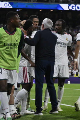 October 10, 2026, Madrid, Madrid, Spain: JOSE MOURINHO heach coach of Real Madrid CF celebrates the goal with his teammates, even though it was later disallowed during the match on Matchday 8 of the 2026-27 National League First Division Championship between REAL MADRID C.F. and VILLARREAL CF, played at the Bernabeu Stadium on October 10, 2026, in Madrid, Spain. Madrid Spain - ZUMAc312 20261010_zsp_c312_249 Copyright: xOscarxManuelxSanchezx