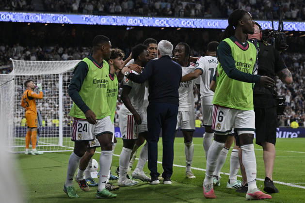 October 10, 2026, Madrid, Madrid, Spain: JOSE MOURINHO heach coach of Real Madrid CF celebrates the goal with his teammates, even though it was later disallowed during the match on Matchday 8 of the 2026-27 National League First Division Championship between REAL MADRID C.F. and VILLARREAL CF, played at the Bernabeu Stadium on October 10, 2026, in Madrid, Spain. Madrid Spain - ZUMAc312 20261010_zsp_c312_253 Copyright: xOscarxManuelxSanchezx