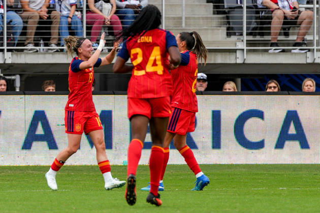 USA v Spain - Women s International Friendly, Länderspiel, Nationalmannschaft WASHINGTON D.C., UNITED STATES - OCTOBER 10: Eva Navarro of Spain celebrates with teammates after scoring a goal during Women s International Friendly football match between USA and Spain at Audi Field Stadium in Washington D.C., United States on October 10, 2026. Hasan Akbas Anadolu District of Columbia United States. Editorial use only. Please get in touch for any other usage. Copyright: x2026xAnadoluxHasanxAkbasx