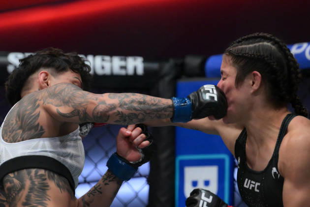 October 10, 2026, Las Vegas, Nevada, USA: LOOPY GODINEZ defeats KETLEN SOUZA by unanimous decision (29-28, 29-28, 29-28) during UFC Fight Night night the Meta APEX in Las Vegas. UFC Fight Night: Loopy Godinez Defeats Ketlen Souza By Unanimous Decision. - ZUMAo117 20261010_zsp_o117_008 Copyright: xMikaelxOnax