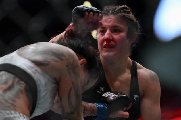 October 10, 2026, Las Vegas, Nevada, USA: LOOPY GODINEZ defeats KETLEN SOUZA by unanimous decision (29-28, 29-28, 29-28) during UFC Fight Night night the Meta APEX in Las Vegas. Las Vegas USA - ZUMAo117 20261010_zsp_o117_015 Copyright: xMikaelxOnax