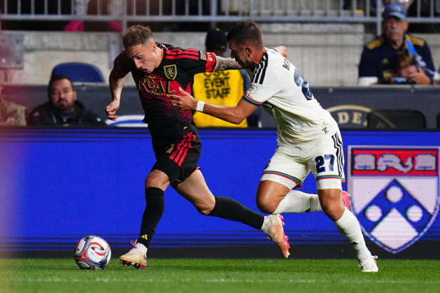 October 10, 2026: Real Salt Lake Forward Dominik Marczuk (11) and Philadelphia Union Defender Kai Wagner (27) battle for the ball during the second half of an MLS, Fussball Herren, USA match at Subaru Park in Chester, Pennsylvania. CSM MLS 2026: Union Vs Salt Lake OCT 10 - ZUMAc04_ 20261010_zma_c04_305 Copyright: xKylexRoddenx