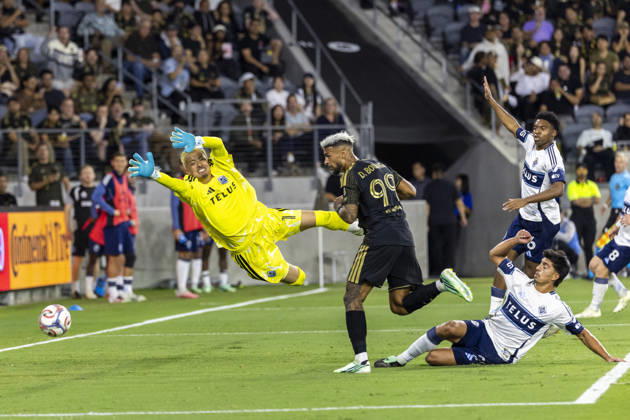 October 10, 2026, Los Angeles, California, USA: Vancouver Whitecaps goalkeeper Yohei Takaoka (1) defends as Los Angeles FC striker Denis Bouanga (99) shoots on the goal, which was not allowed due an an offside penalty during a MLS, Fussball Herren, USA soccer game on Saturday, Oct. 10, 2026 in Los Angeles. Los Angeles USA - ZUMAc68_ 20261010_zaf_c68_054 Copyright: xRingoxChiux