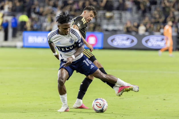October 10, 2026, Los Angeles, California, USA: Vancouver Whitecaps right wing back Edier Ocampo (18) and Los Angeles FC left wing back Yevhen Cheberko (23) vie for the ball during a MLS, Fussball Herren, USA soccer game on Saturday, Oct. 10, 2026 in Los Angeles. Los Angeles USA - ZUMAc68_ 20261010_zaf_c68_055 Copyright: xRingoxChiux