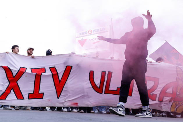 Toronto FC v CF Montreal Toronto FC fans march toward BMO Field before the start of the Major League Soccer game between Toronto FC and CF Montreal in Toronto, Canada, on October 10, 2026. Toronto Ontario Canada Copyright: xIndrawanxKumalax originalFilename:kumala-majorlea261010_npnOn