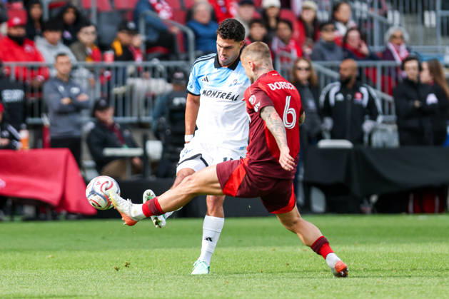 Toronto FC v CF Montreal Daniel Rios 14 of CF Montreal (L) passes the ball during a Major League Soccer game between Toronto FC and CF Montreal at BMO Field in Toronto, Ontario, Canada, on October 10, 2026. Toronto Ontario Canada Copyright: xIndrawanxKumalax originalFilename:kumala-majorlea261010_npUO9