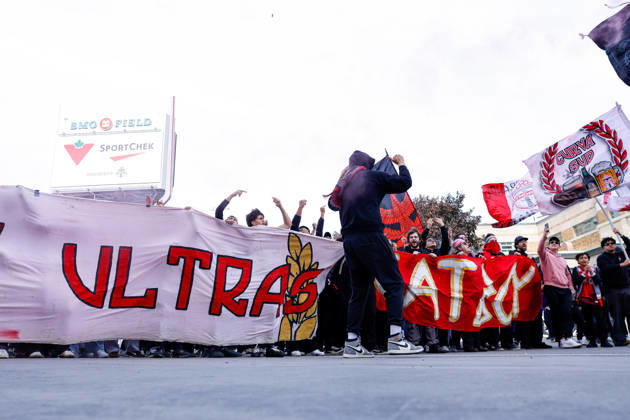 Toronto FC v CF Montreal Toronto FC fans march toward BMO Field before the start of the Major League Soccer game between Toronto FC and CF Montreal in Toronto, Canada, on October 10, 2026. Toronto Ontario Canada Copyright: xIndrawanxKumalax originalFilename:kumala-majorlea261010_npYsV
