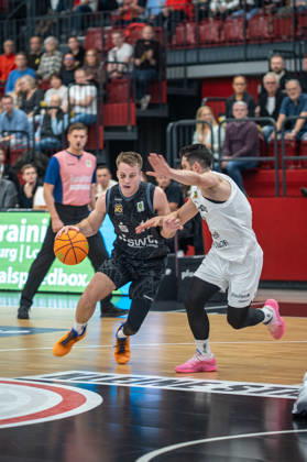 Artland Dragons vs. Tigers Tübingen, Quakenbrück, Lower Saxony, Germany, October 10, 2026; Basketball, BARMER 2 Basketball Bundesliga ProA, Matchday 4, 2026–2027 season, at the Artland Arena The Tigers Tübingen win 92–86 against the Artland Dragons For editorial use only Artland Dragons Tigers Tübingen, Basketball ProA Quakenbrück Copyright: xEibner-Pressefotox EP_EER