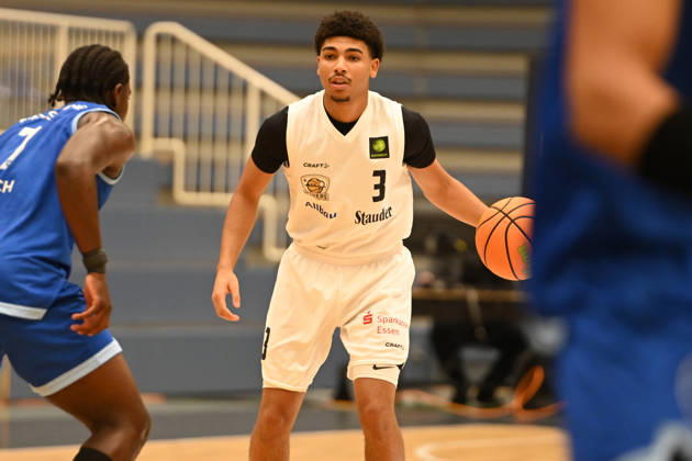 Tre Beard, Matchday 4, BARMER 2 Basketball Bundesliga Pro A: ETB Miners vs. PS Karlsruhe LIONS, October 10, 2026. Tre Beard, ETB Miners, Matchday 4 of the BARMER 2 Basketball Bundesliga Pro A, ETB Miners vs. PS Karlsruhe LIONS, final score 95–86 after overtime at the Sporthalle am Hallo on October 10, 2026, in front of 768 spectators