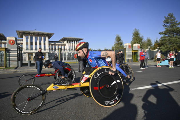 Presidential Run in Ankara ANKARA, TURKIYE - OCTOBER 11: Athletes, including wheelchair racers, compete during the Presidential Run, organized by the Turkish Athletics Federation, in Ankara, Turkiye, on October 11, 2026. Utku Ucrak Anadolu Ankara Turkey. Editorial use only. Please get in touch for any other usage.  Copyright: x2026xAnadoluxUtkuxUcrakx