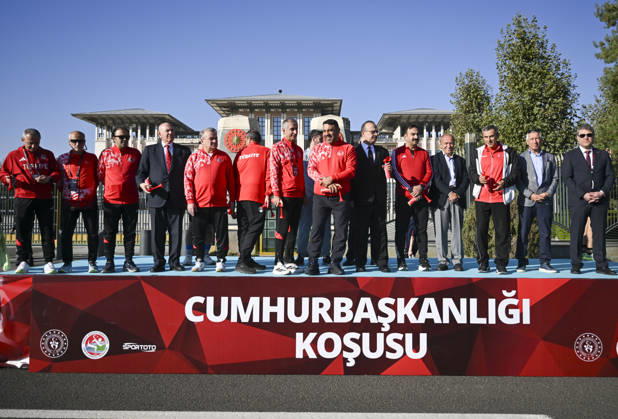 Presidential Run in Ankara ANKARA, TURKIYE - OCTOBER 11: Athletes compete during the Presidential Run, organized by the Turkish Athletics Federation in Ankara, Turkiye, on October 11, 2026. Utku Ucrak Anadolu Ankara Turkey. Editorial use only. Please get in touch for any other usage.  Copyright: x2026xAnadoluxUtkuxUcrakx