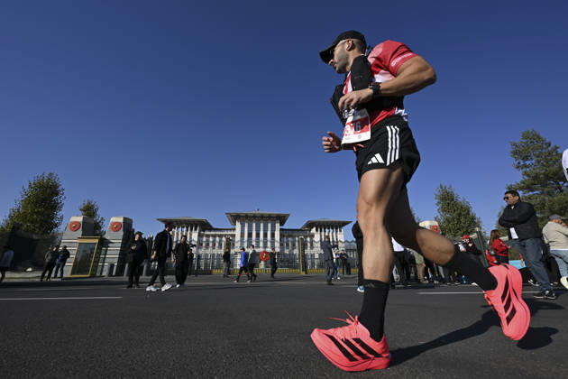 Presidential Run in Ankara ANKARA, TURKIYE - OCTOBER 11: Athletes compete during the Presidential Run, organized by the Turkish Athletics Federation in Ankara, Turkiye, on October 11, 2026. Utku Ucrak Anadolu Ankara Turkey. Editorial use only. Please get in touch for any other usage.  Copyright: x2026xAnadoluxUtkuxUcrakx