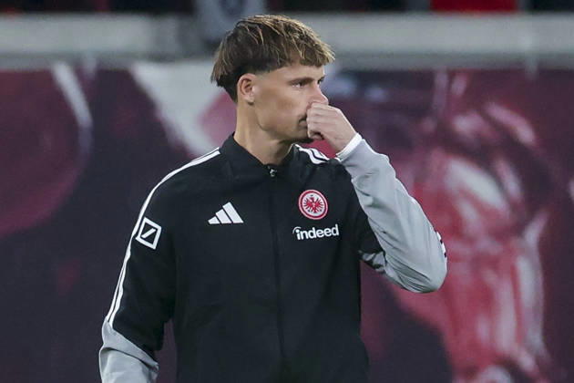 Robin Koch of Eintracht Frankfurt looks disappointed during the Bundesliga match between RB Leipzig and Eintracht Frankfurt, Red Bull Arena on October 10, 2026, in Leipzig, Germany. Photo by Marco Steinbrenner, DeFodi Images. Robin Koch of Eintracht Frankfurt looks dejected during the Bundesliga match between RB Leipzig and Eintracht Frankfurt at Red Bull Arena on October 10, 2026 in Leipzig, Germany. Photo by Marco Steinbrenner, DeFodi Images. DFB and DFL regulations prohibit any use of photographs as image sequences and or quasi-video. Photo by Marco Steinbrenner, DeFodi Images.