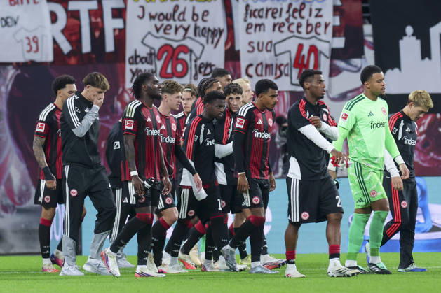 The Eintracht Frankfurt players head into the locker room disappointed during the Bundesliga match between RB Leipzig and Eintracht Frankfurt, Red Bull Arena on October 10, 2026, in Leipzig, Germany. Photo by Marco Steinbrenner, DeFodi Images. The Eintracht Frankfurt players head into the locker room disappointed during the Bundesliga match between RB Leipzig and Eintracht Frankfurt at Red Bull Arena on October 10, 2026 in Leipzig, Germany. Photo by Marco Steinbrenner, DeFodi Images. DFB and DFL regulations prohibit any use of photographs as image sequences and or quasi-video. Photo by Marco Steinbrenner, DeFodi Images.