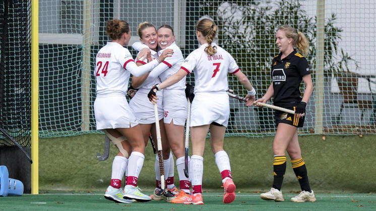 From left: Marie Neumann (TSVMH), 24; Lotte Nafzger (TSVMH), 26; Franziska Schütte (TSVMH), 36; Kayla de Wall (TSVMH), 7; players from TSV Mannheim Hockey celebrating the 1-0 goal, Celebration, goal celebration, scoring a goal, celebrate the goal, goal, celebration, celebrating the goal, joy, happiness, happy, optimistic, positive, game scene, highlight, action, 11 10 2026, Mannheim, Germany, hockey, 1st Bundesliga, women’s, TSV Mannheim Harvestehuder THC xozx